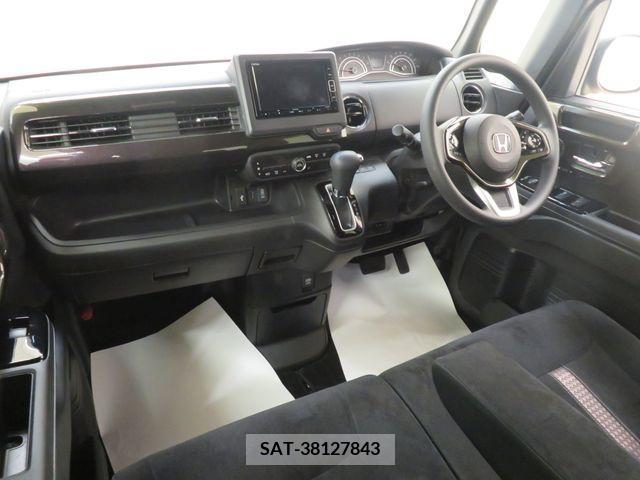 Honda N BOX CUSTOM 2020-01 329019-1