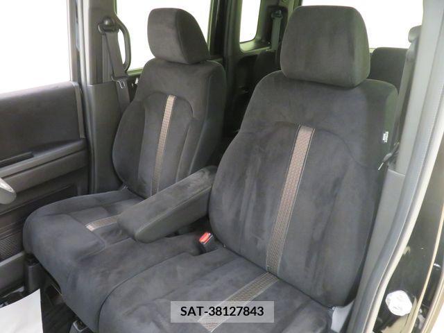 Honda N BOX CUSTOM 2020-01 329019-12