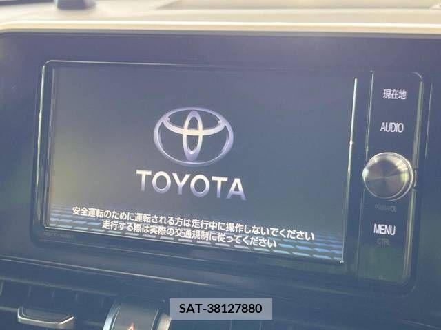 Toyota C-HR 2017-01 343386-2