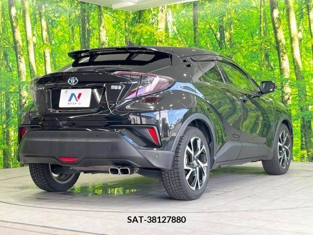 Toyota C-HR 2017-01 343386-17