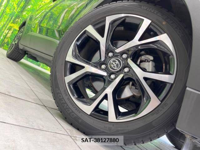 Toyota C-HR 2017-01 343386-12
