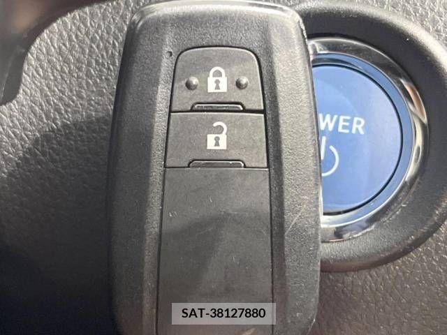 Toyota C-HR 2017-01 343386-7