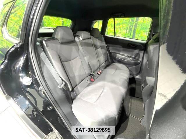 Toyota COROLLA CROSS 2023-04 345679-9