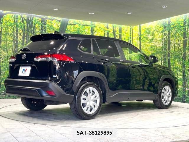 Toyota COROLLA CROSS 2023-04 345679-17