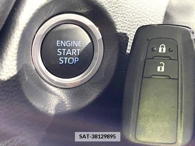 Toyota COROLLA CROSS 2023-04 345679-7