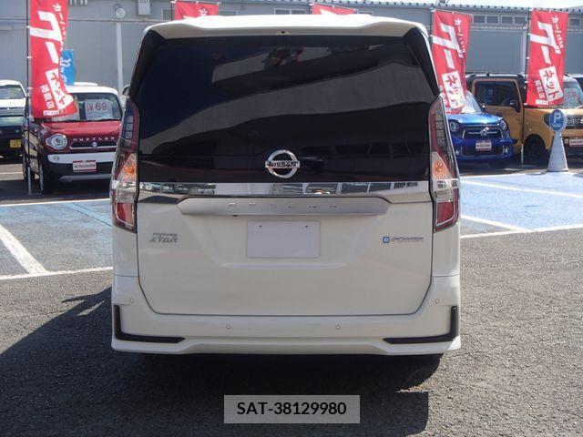 Nissan SERENA 2019-08 367639-6