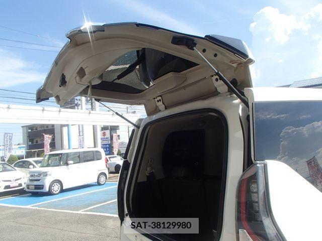 Nissan SERENA 2019-08 367639-18