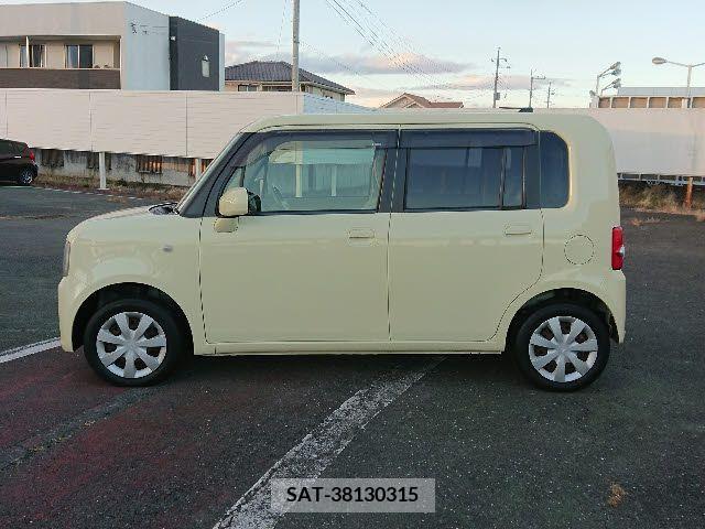 Daihatsu MOVE CONTE 2014-12 204595-22
