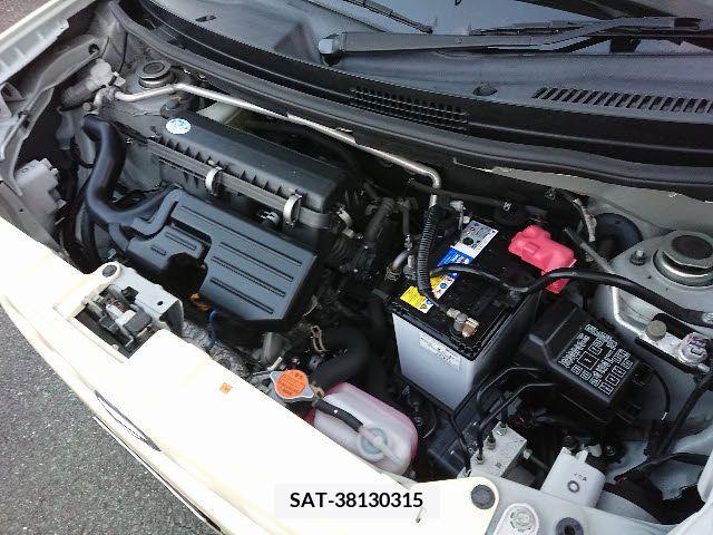 Daihatsu MOVE CONTE 2014-12 204595-27