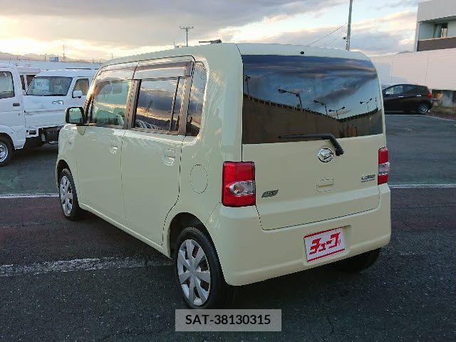 Daihatsu MOVE CONTE 2014-12 204595-8