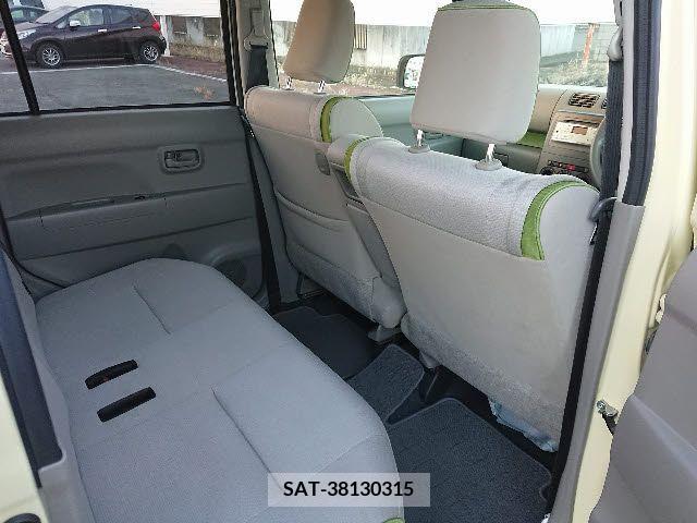 Daihatsu MOVE CONTE 2014-12 204595-3