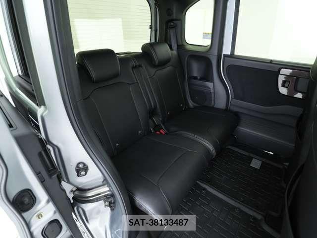 Honda N BOX CUSTOM 2017-10 382235-6
