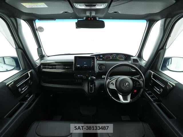 Honda N BOX CUSTOM 2017-10 382235-4