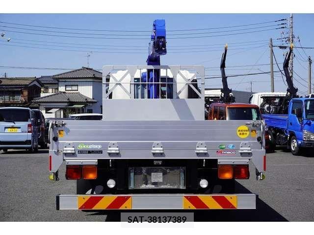 Isuzu FORWARD 2018-12 270303-3