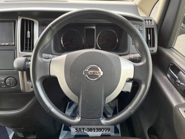Nissan SERENA 2009-08 393912-13