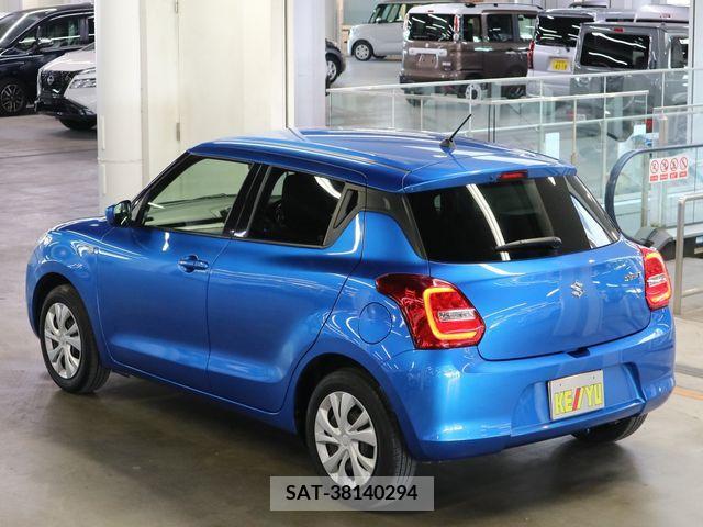 Suzuki SWIFT 2020-03 211396-6