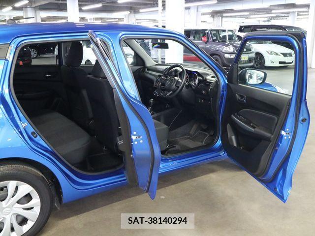 Suzuki SWIFT 2020-03 211396-10