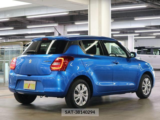 Suzuki SWIFT 2020-03 211396-1