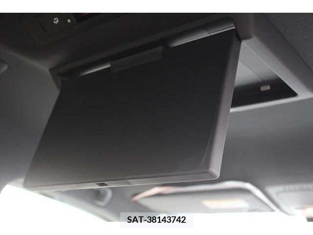 Toyota VOXY 2017-09 289174-6