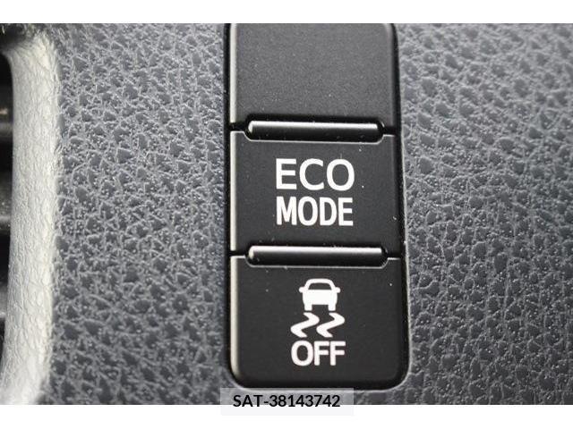 Toyota VOXY 2017-09 289174-5
