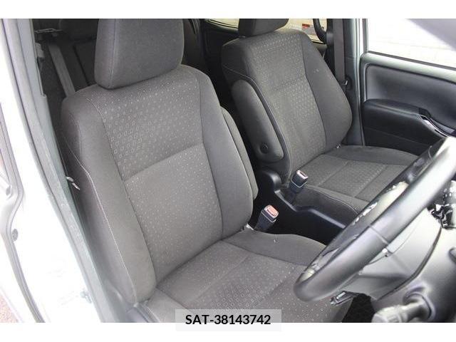 Toyota VOXY 2017-09 289174-14