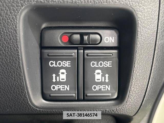 Honda N BOX CUSTOM 2015-02 379317-5