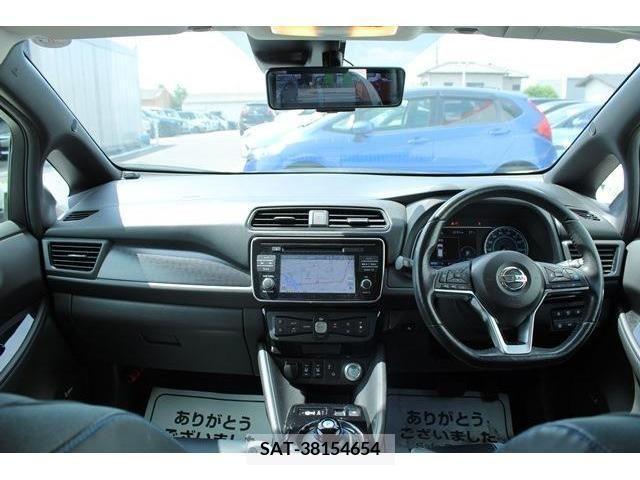 Nissan LEAF 2018-08 367070-16