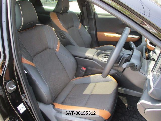 Toyota CROWN 2022-10 236705-8