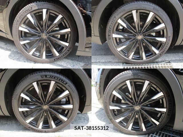 Toyota CROWN 2022-10 236705-7