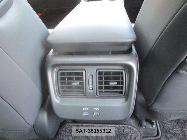 Toyota CROWN 2022-10 236705-11