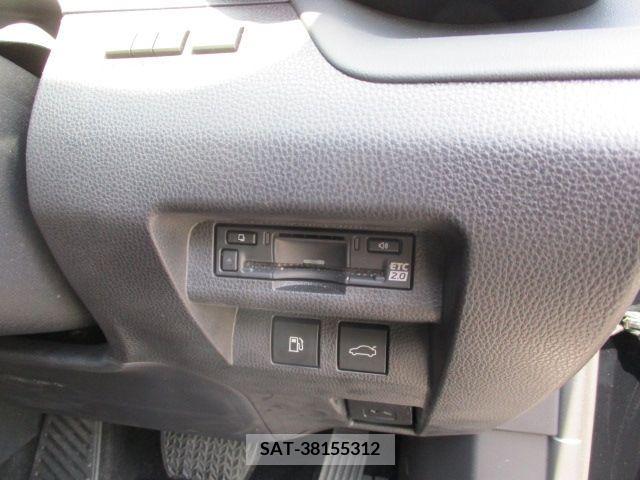 Toyota CROWN 2022-10 236705-18