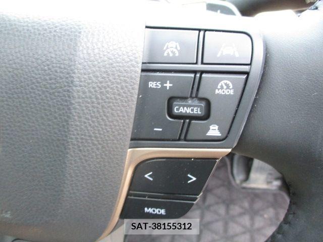 Toyota CROWN 2022-10 236705-21