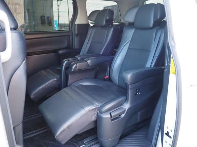 Toyota VELLFIRE 2012-12 195628-13