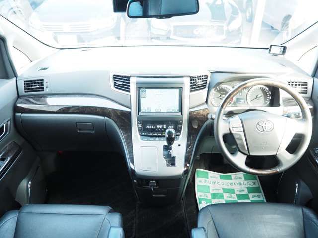 Toyota VELLFIRE 2012-12 195628-5