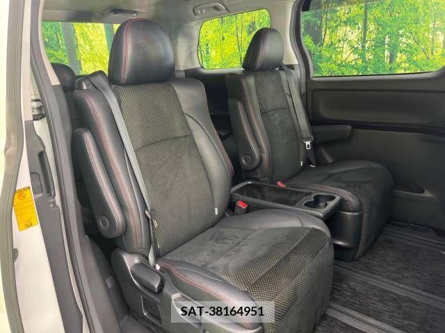 Toyota VELLFIRE 2014-02 299940-9