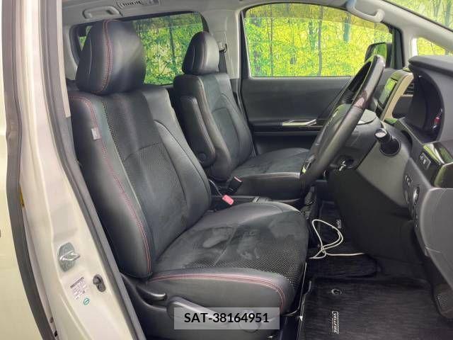 Toyota VELLFIRE 2014-02 299940-8