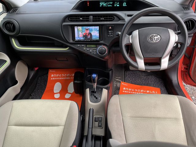 Toyota AQUA 2012-03 7748-2