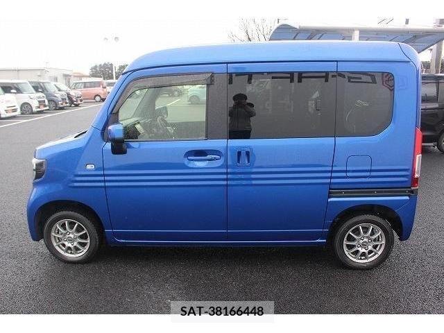 Honda N-VAN 2019-02 372713-8