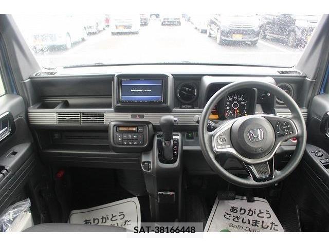 Honda N-VAN 2019-02 372713-14