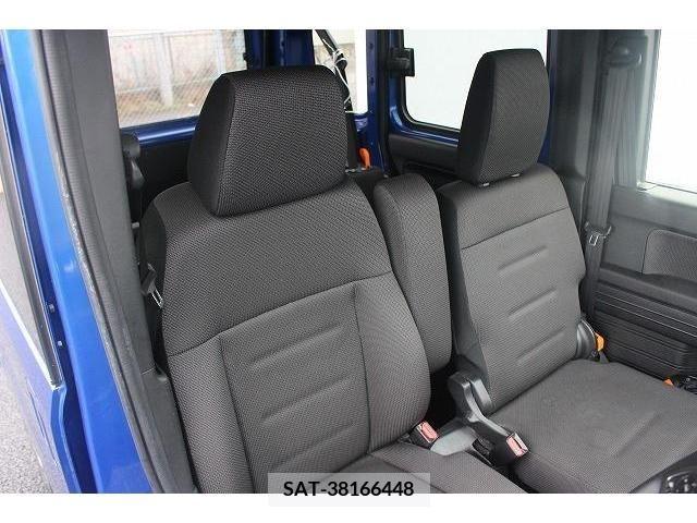 Honda N-VAN 2019-02 372713-12