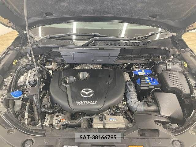 Mazda CX-8 2018-01 377204-17
