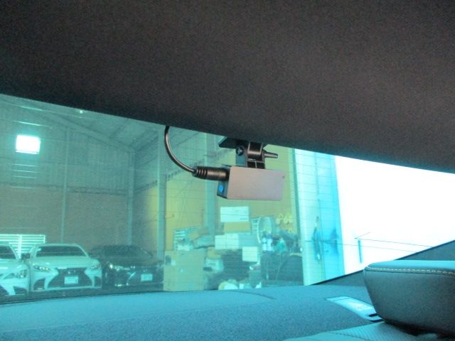 Lexus RC 2022-04 184562-25