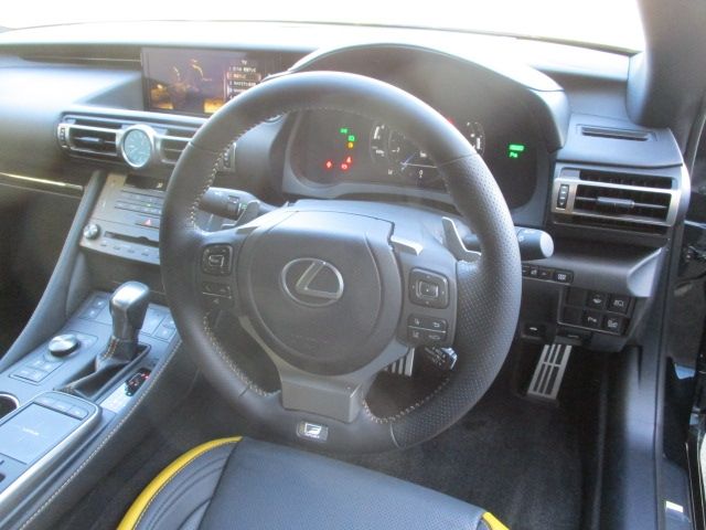 Lexus RC 2022-04 184562-16