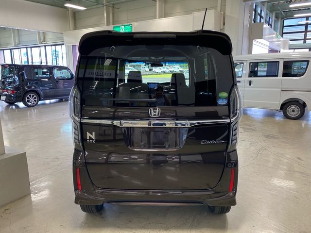 Honda N BOX CUSTOM 2018-03 8163-3