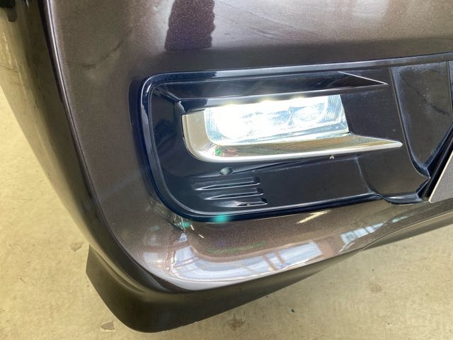 Honda N BOX CUSTOM 2018-03 8163-6