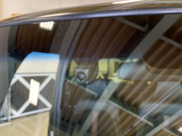 Honda N BOX CUSTOM 2018-03 8163-26