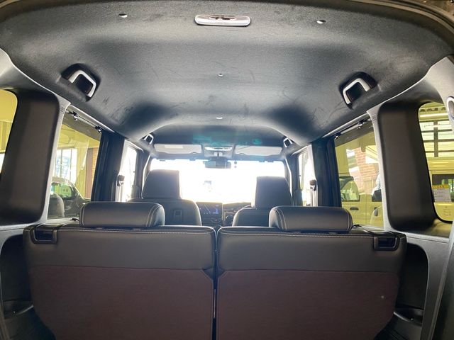 Honda N BOX CUSTOM 2018-03 8163-23