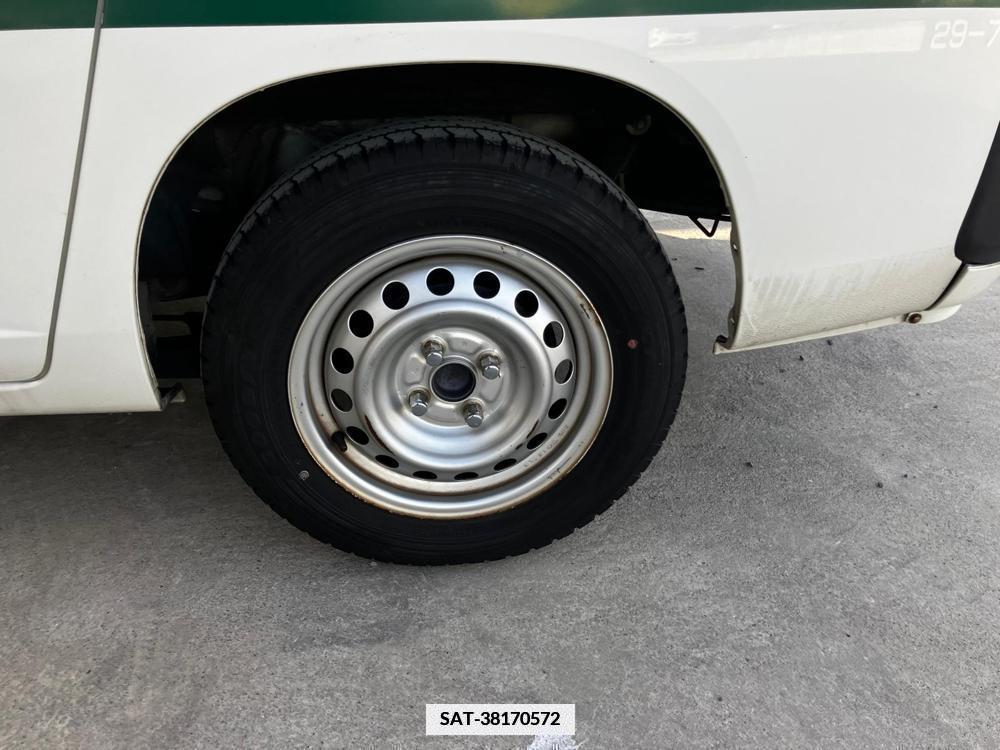 Toyota PROBOX VAN 2017-07 334661-11