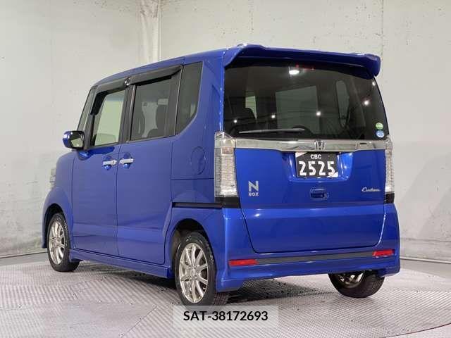 Honda N BOX 2015-03 204615-10