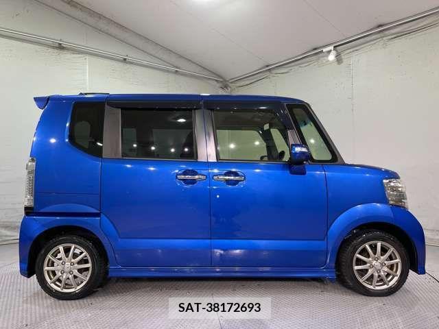 Honda N BOX 2015-03 204615-7